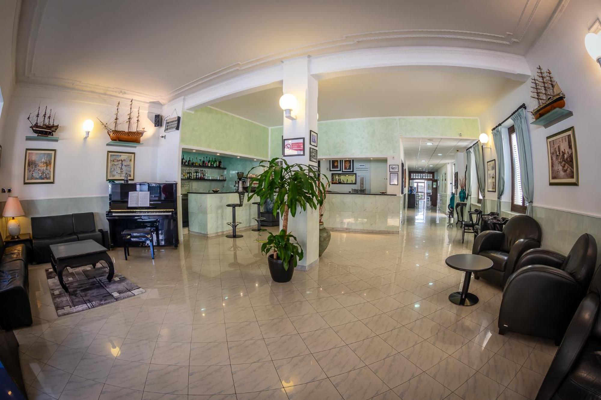 Marina B&B Adults Only Sestri Levante Exterior photo